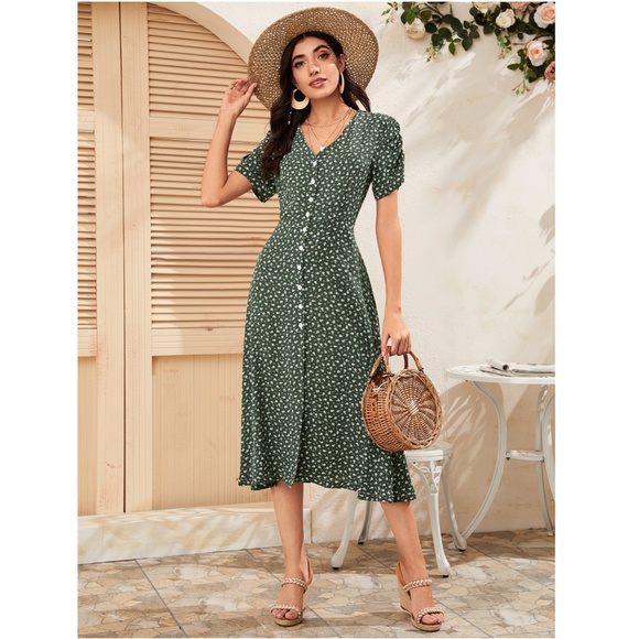 Green Floral Midi Dress Button Front V-Neck - Picture 5 of 10